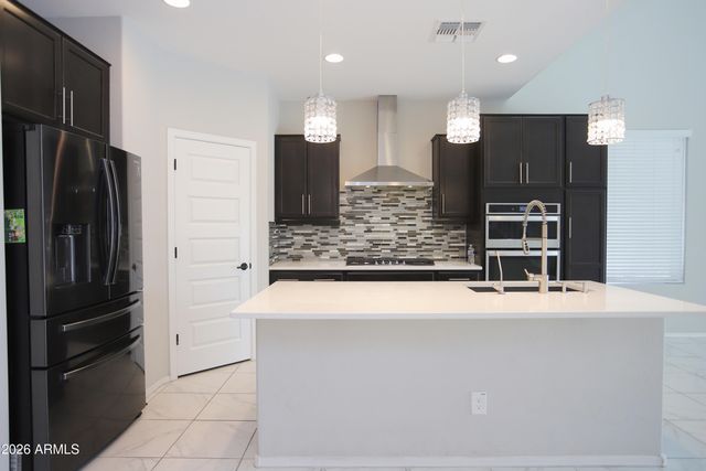 7091 W JASMINE Trail, Peoria, AZ 85383