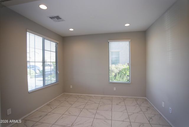 7091 W JASMINE Trail, Peoria, AZ 85383