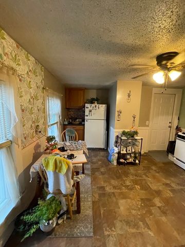 12 Sibley Ave, Westfield, MA 01085