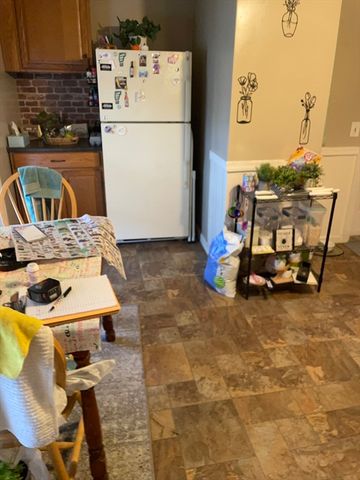 12 Sibley Ave, Westfield, MA 01085