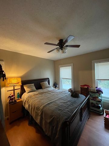 12 Sibley Ave, Westfield, MA 01085