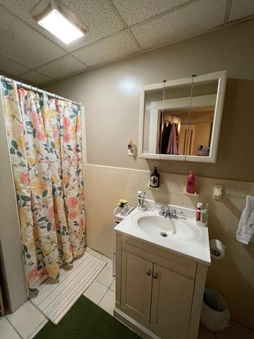 12 Sibley Ave, Westfield, MA 01085