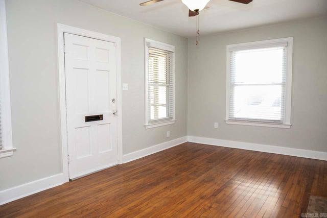 911 N Taylor Street, Little Rock, AR 72205