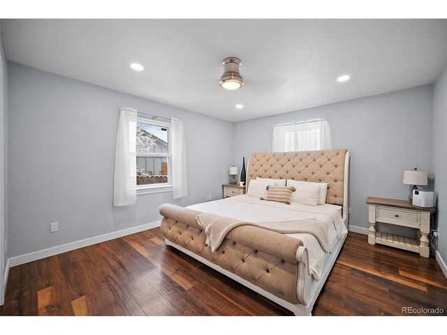 1481 S Chambers Cir, Aurora, CO 80012