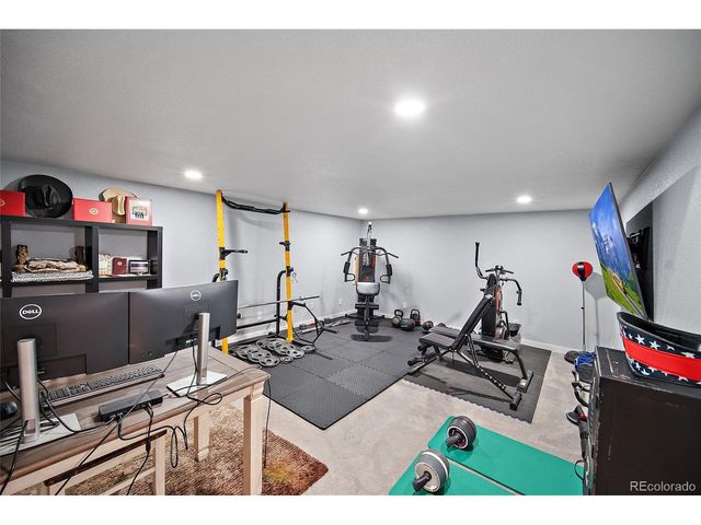 1481 S Chambers Cir, Aurora, CO 80012