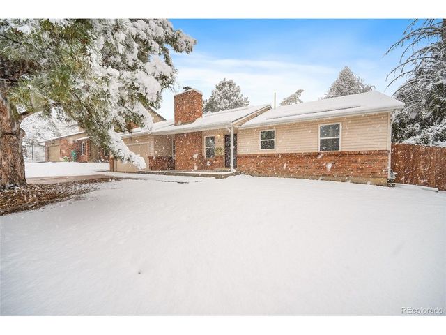 1481 S Chambers Cir, Aurora, CO 80012