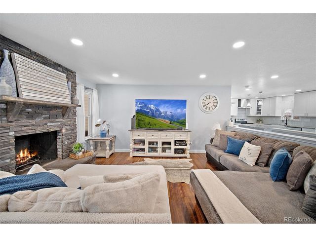 1481 S Chambers Cir, Aurora, CO 80012