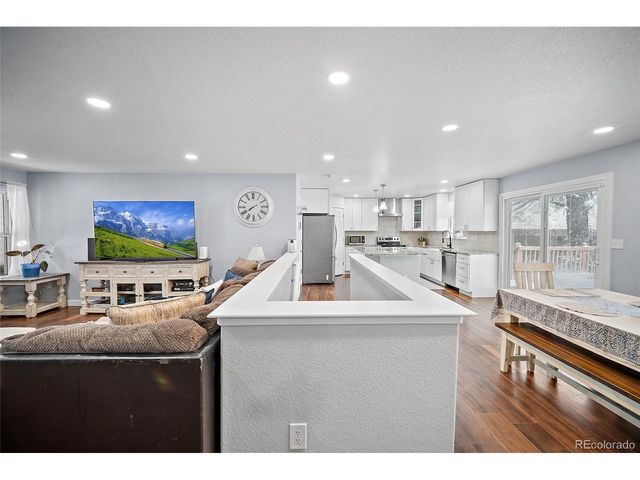 1481 S Chambers Cir, Aurora, CO 80012