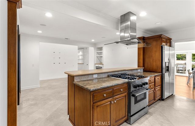412 Evening Star Lane, Newport Beach, CA 92660