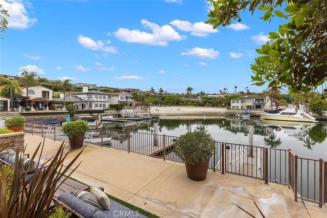 412 Evening Star Lane, Newport Beach, CA 92660