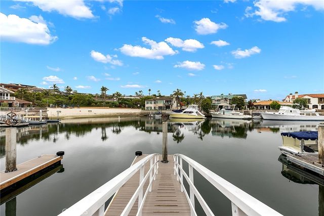 412 Evening Star Lane, Newport Beach, CA 92660