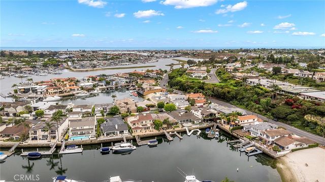 412 Evening Star Lane, Newport Beach, CA 92660