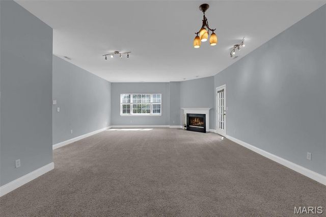 10919 Vauxhall Drive, St Louis, MO 63146