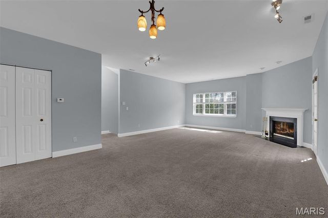 10919 Vauxhall Drive, St Louis, MO 63146