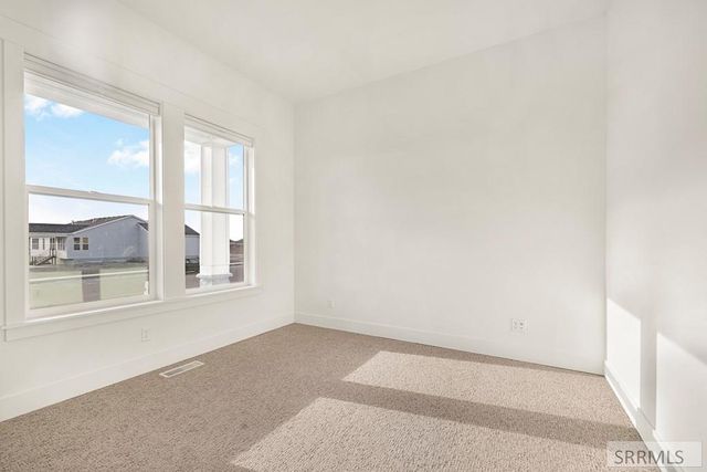 651 Pine Ridge Ln, Rexburg, ID 83440