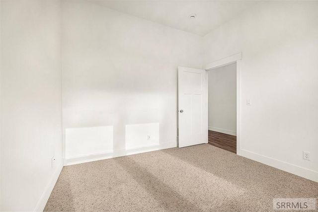 651 Pine Ridge Ln, Rexburg, ID 83440