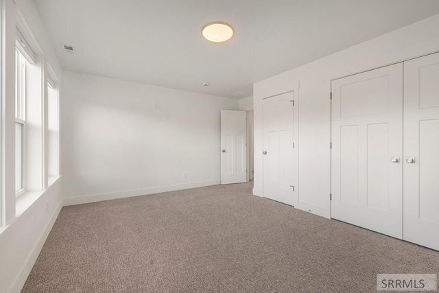 651 Pine Ridge Ln, Rexburg, ID 83440