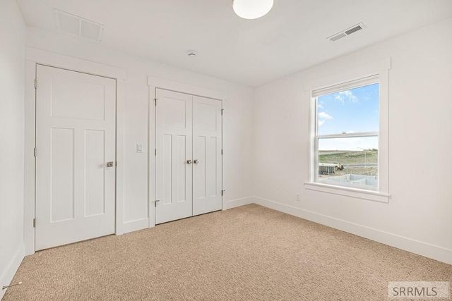 651 Pine Ridge Ln, Rexburg, ID 83440