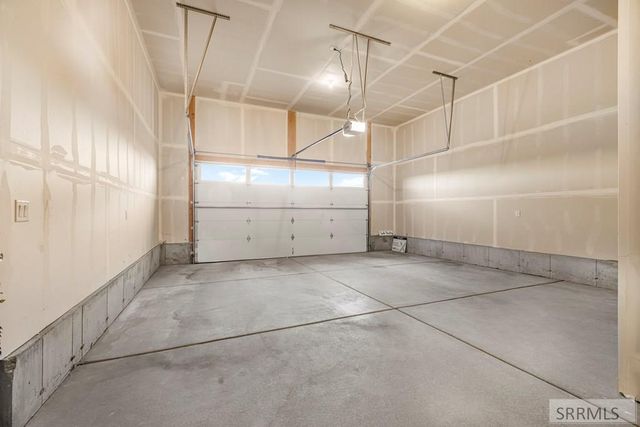 651 Pine Ridge Ln, Rexburg, ID 83440