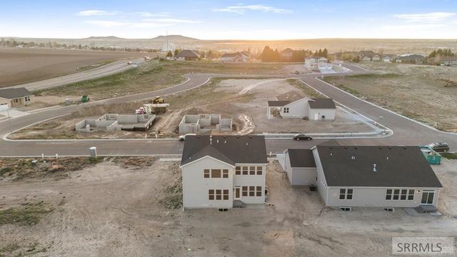 651 Pine Ridge Ln, Rexburg, ID 83440