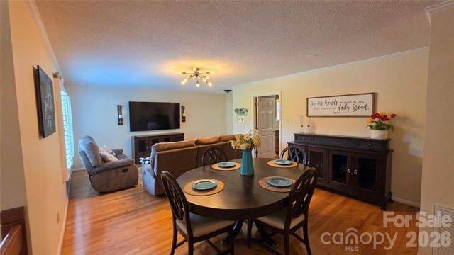 1328 Radio Road, Statesville, NC 28625