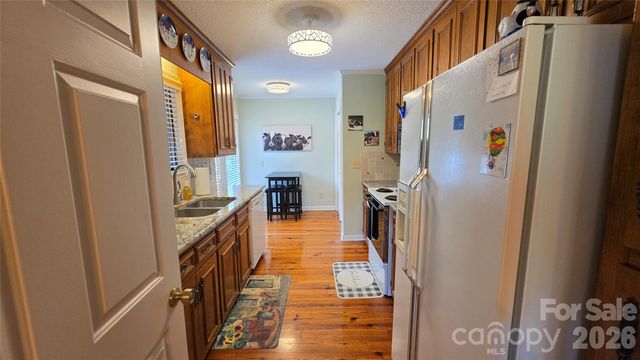 1328 Radio Road, Statesville, NC 28625