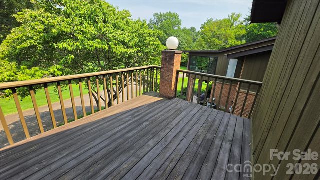 1328 Radio Road, Statesville, NC 28625