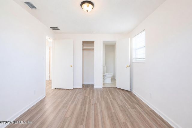 1749 S MERIVALE Road S, Jacksonville, FL 32208