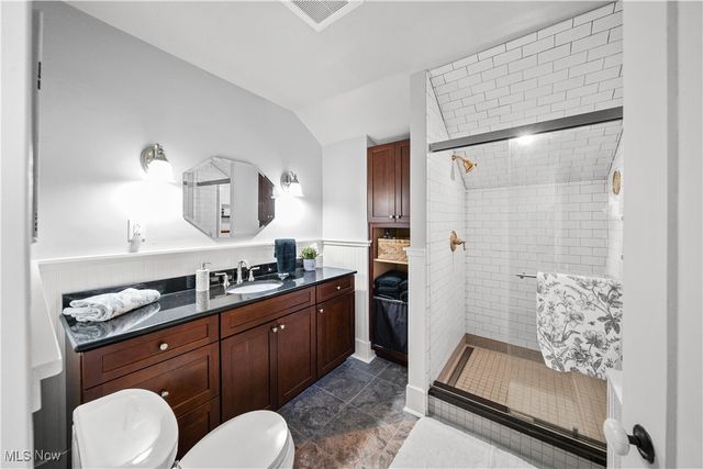 109 S Chillicothe Road, Aurora, OH 44202