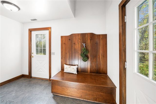 109 S Chillicothe Road, Aurora, OH 44202