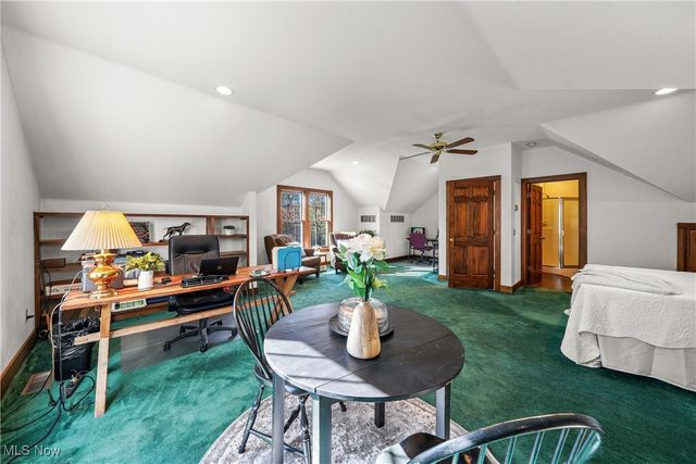 109 S Chillicothe Road, Aurora, OH 44202