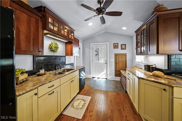 109 S Chillicothe Road, Aurora, OH 44202