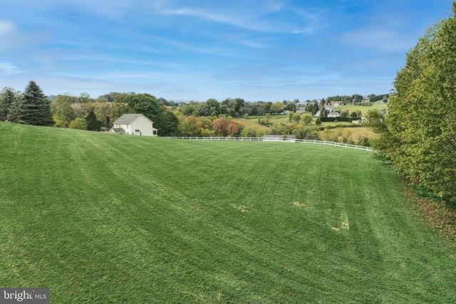 ARNOLD RD, Glenville, PA 17329