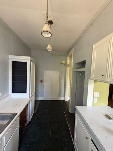 1717 Highland Avenue, Shreveport, LA 71101