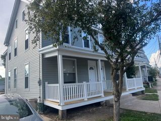 137-139 N FRANKLIN ST, Chambersburg, PA 17201