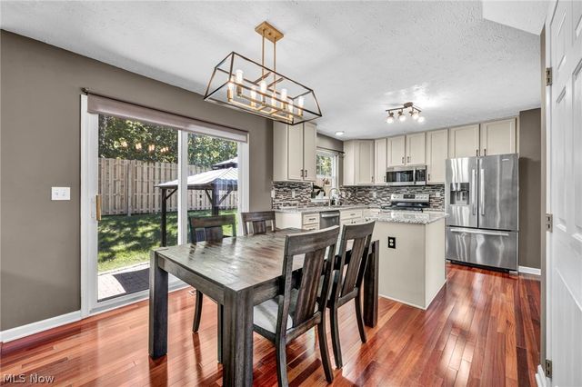 8441 Antlers Trail, North Ridgeville, OH 44039