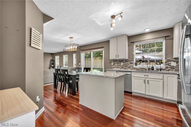 8441 Antlers Trail, North Ridgeville, OH 44039