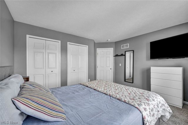 8441 Antlers Trail, North Ridgeville, OH 44039