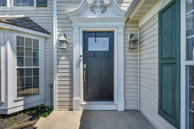 8441 Antlers Trail, North Ridgeville, OH 44039