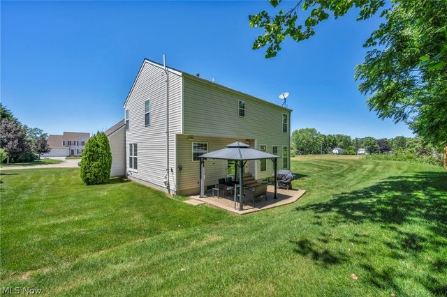 8441 Antlers Trail, North Ridgeville, OH 44039