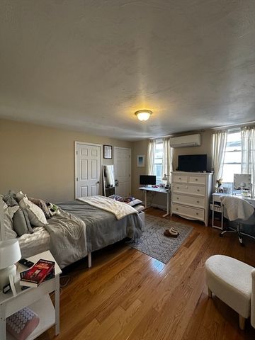 511 E Broadway 2, Boston, MA 02127