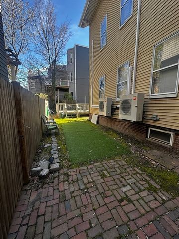 511 E Broadway 2, Boston, MA 02127