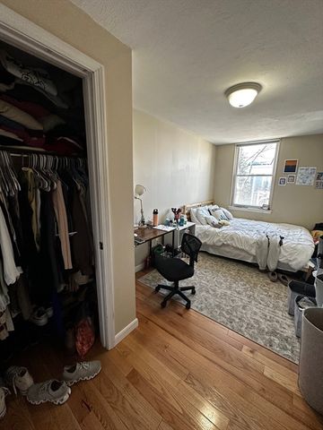 511 E Broadway 2, Boston, MA 02127