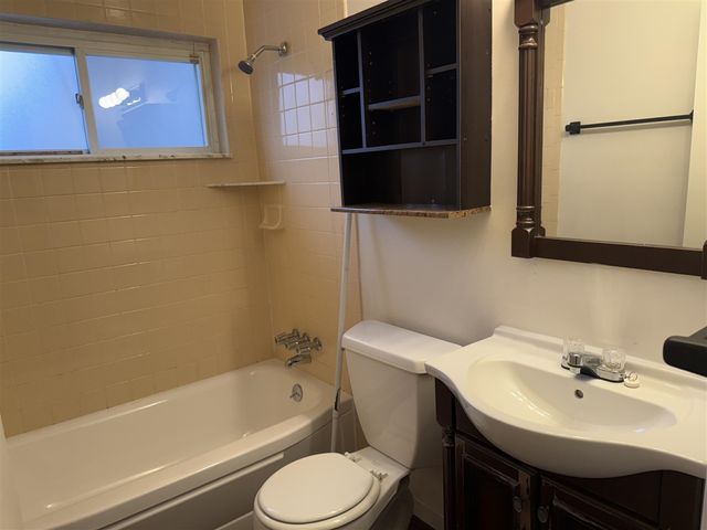 5839 Ballfour, Allen Park, MI 48101