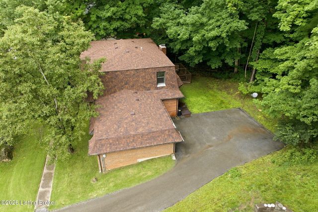 6122 Deep Creek Dr, Prospect, KY 40059