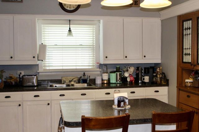 225 Maple AVENUE, Walworth, WI 53184