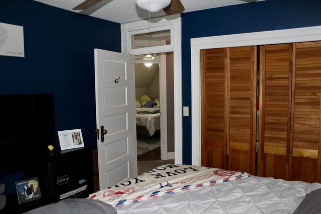 225 Maple AVENUE, Walworth, WI 53184