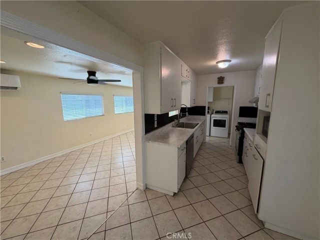3000 Carl, Riverside, CA 92507