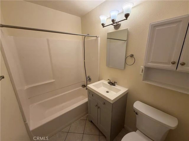3000 Carl, Riverside, CA 92507