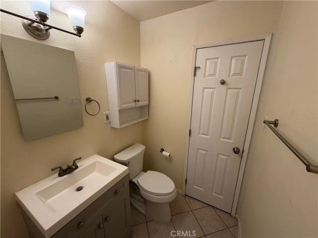 3000 Carl, Riverside, CA 92507